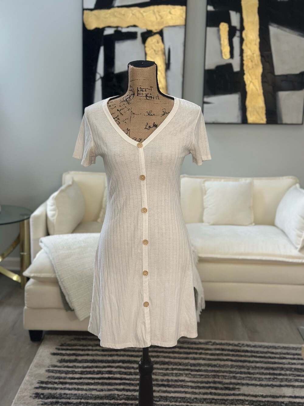 Queen Bees White Button-Front Textured Mini Dress